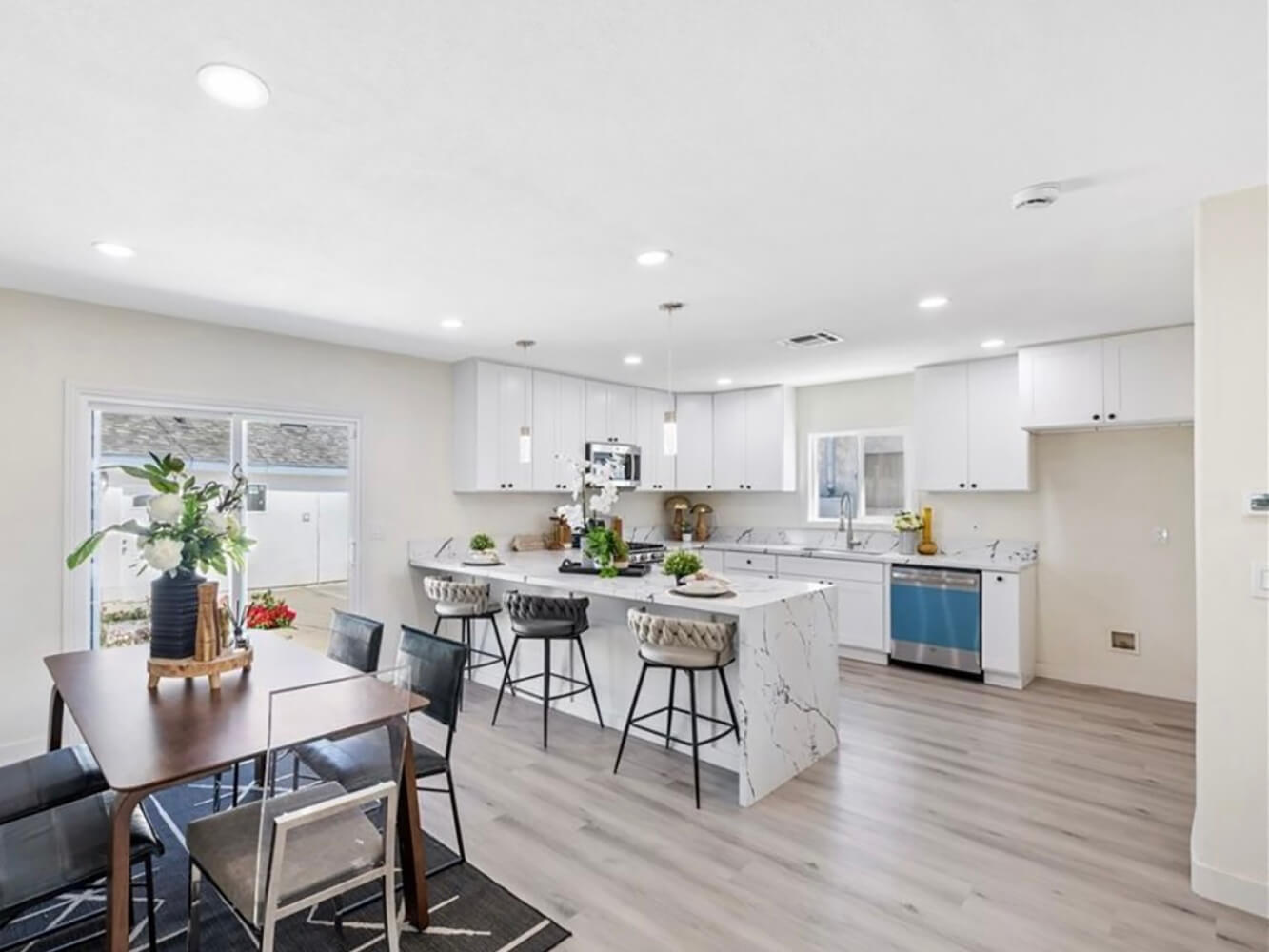 VHS Construction Inc interior kitchen remodel in Santa Ana Photo 5